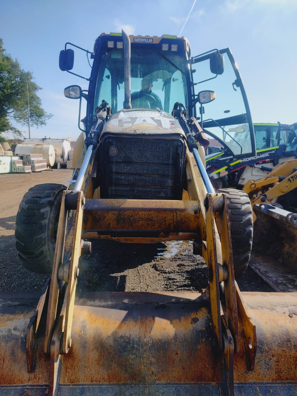 RETROEXCAVADORA CAT 428EDPH - Image 4
