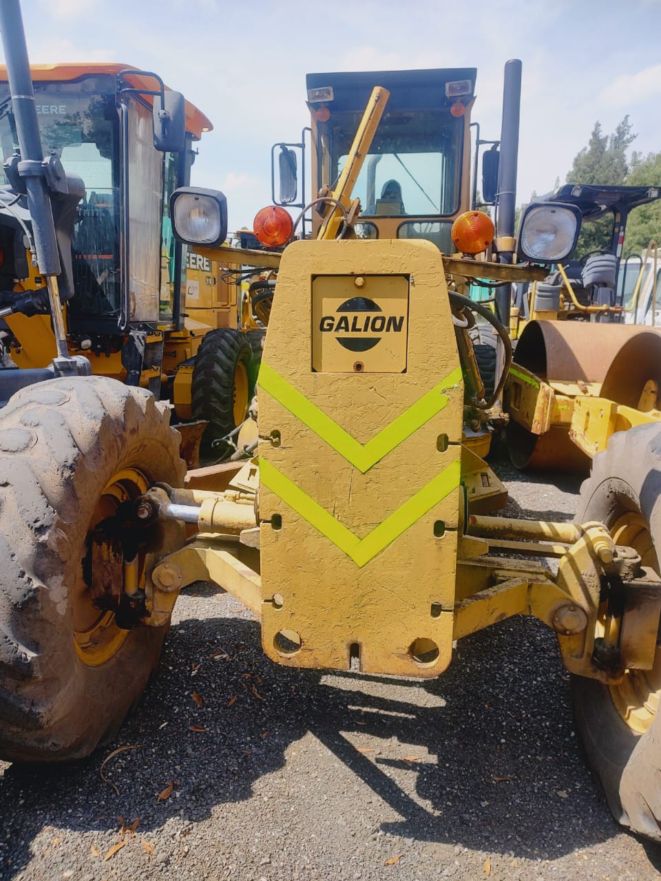 MOTONIVELADORA GALION 850R - Image 12