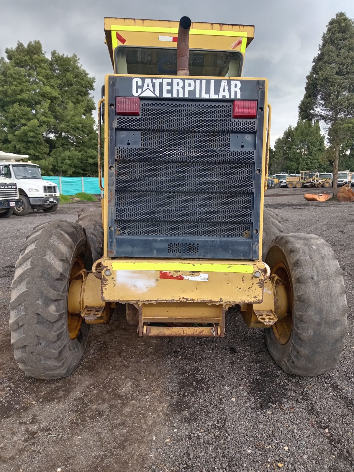 MOTONIVELADORA CAT 120K-JAP - Image 40