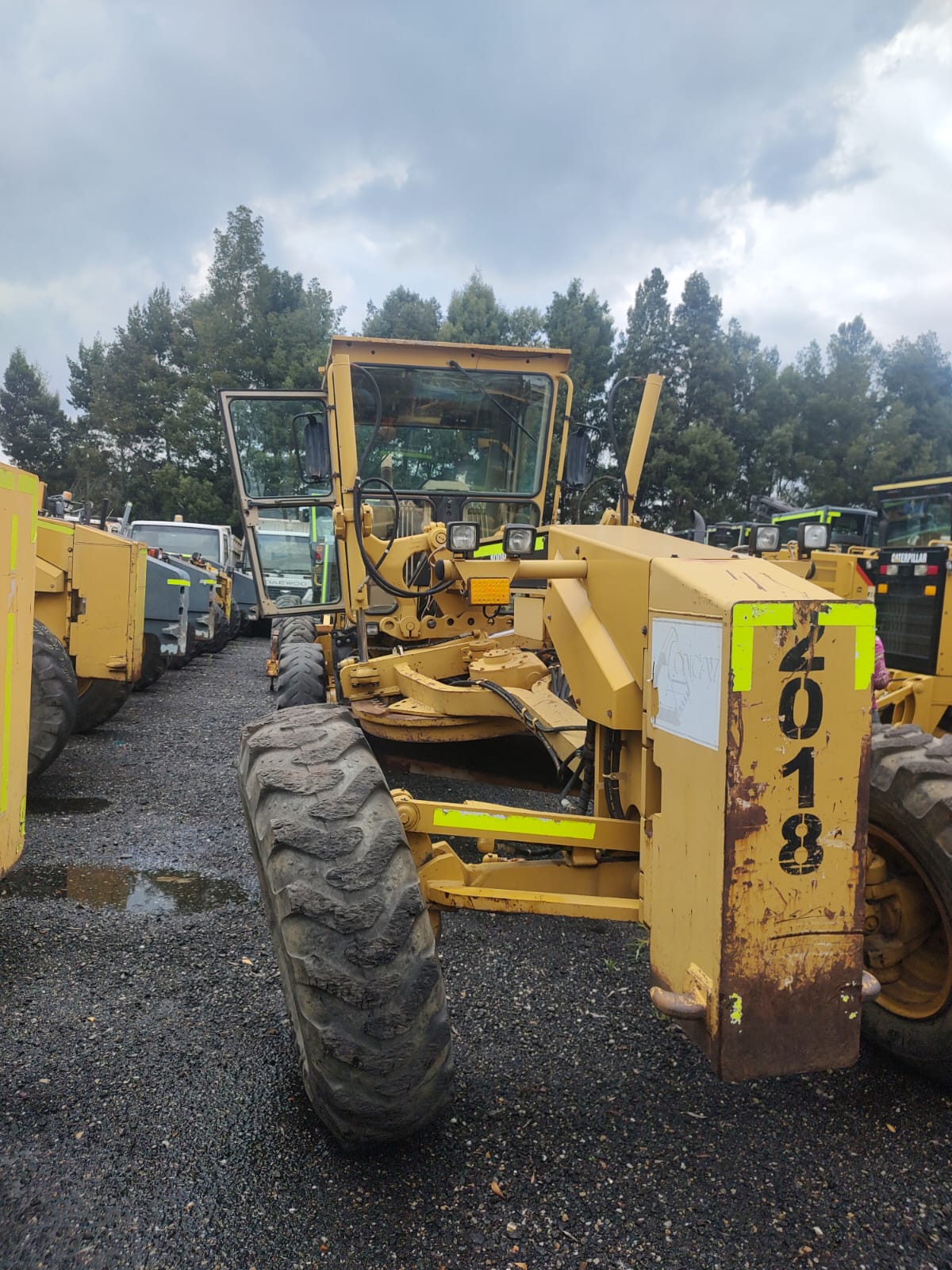 MOTONIVELADORA CAT 120K-JAP - Image 33