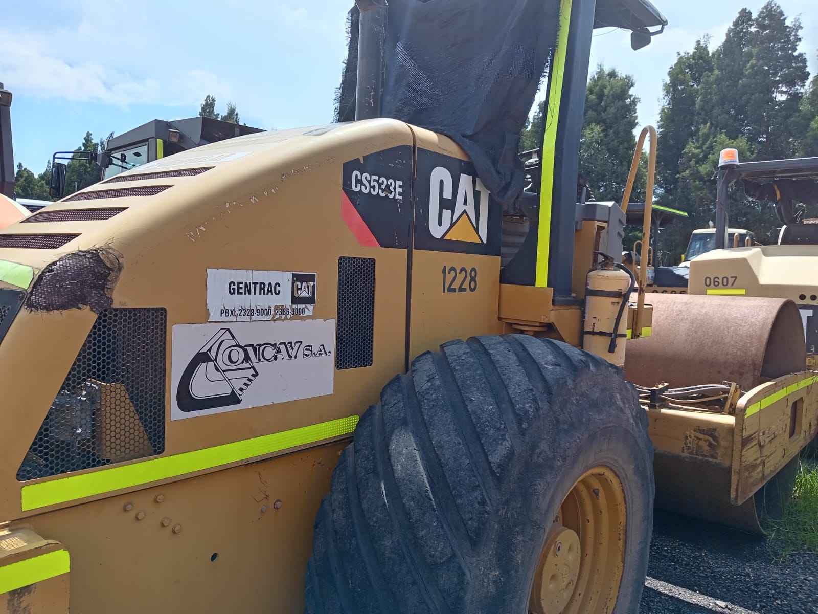 VIBROCOMPACATDOR CAT CS533E - Image 3