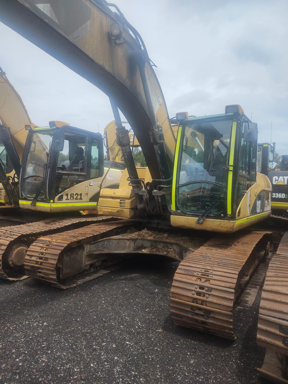 EXCAVADORA CAT 324DLMET20