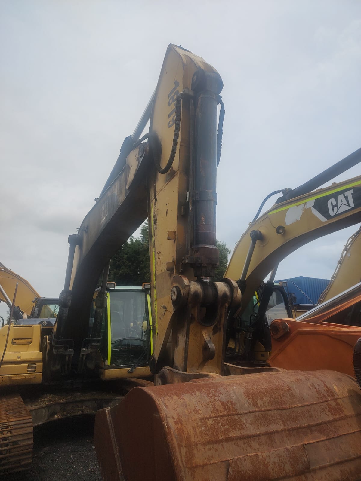 EXCAVADORA CAT 324DLMET20 - Image 8