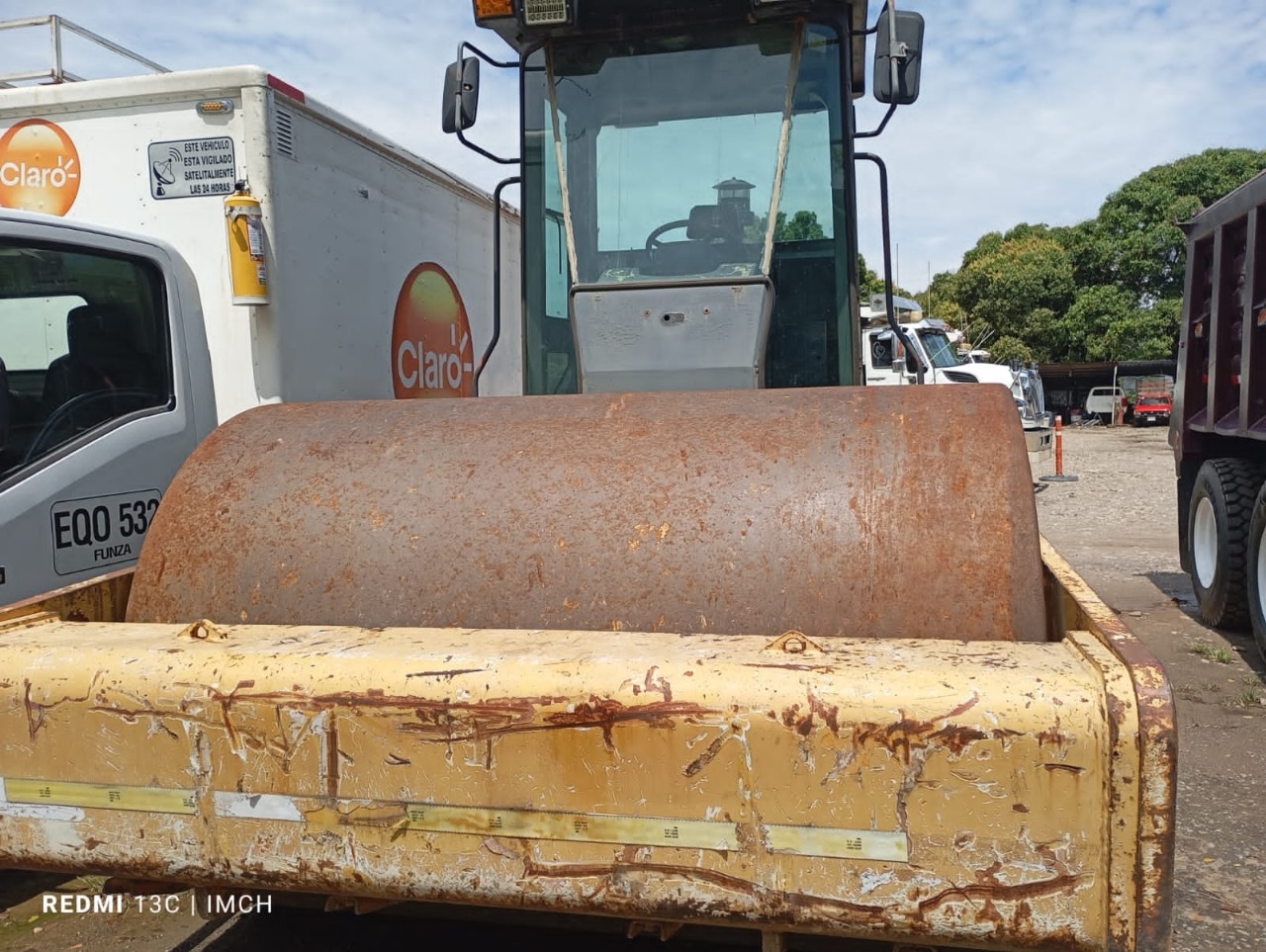 VIBROCOMPACTADOR LIUGONG CLG612H
