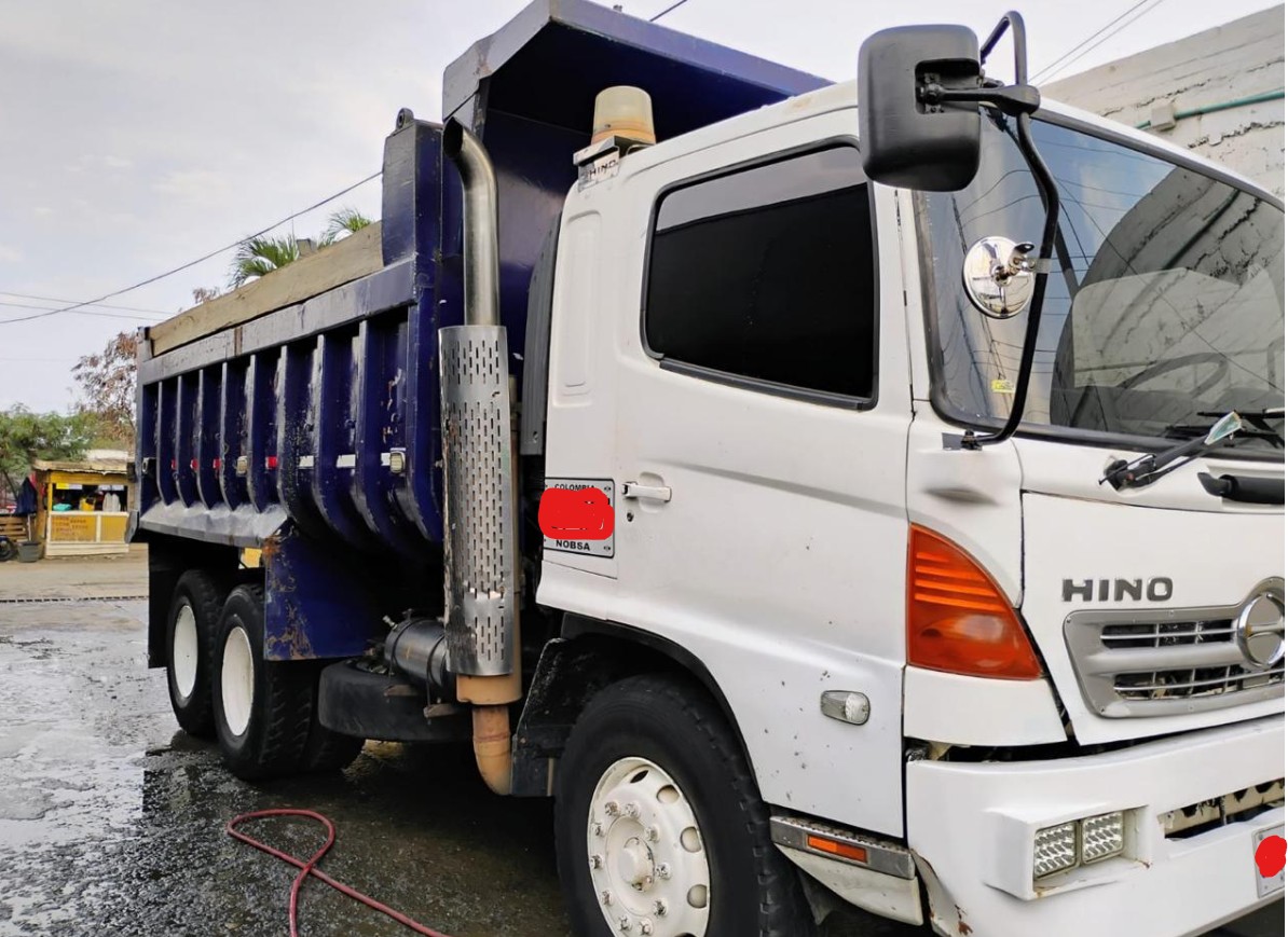 Volqueta hino 500 - Image 2