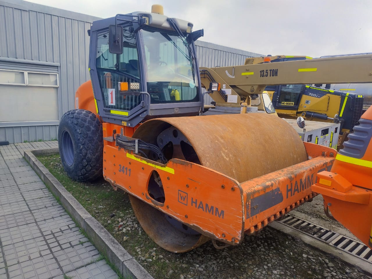 COMPACTADOR HAM 3411