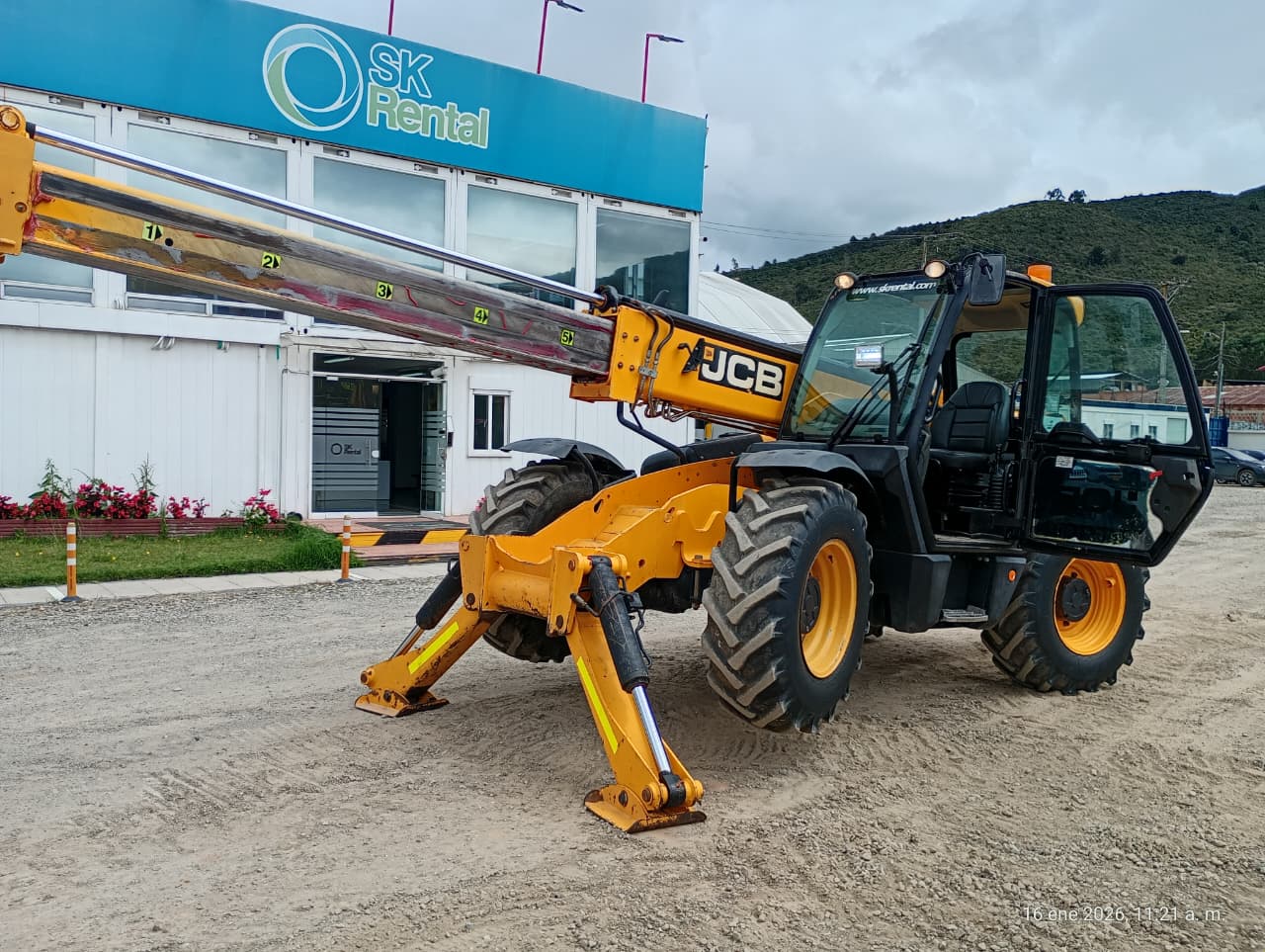 MONTACARGAS JCB 533 - Image 18