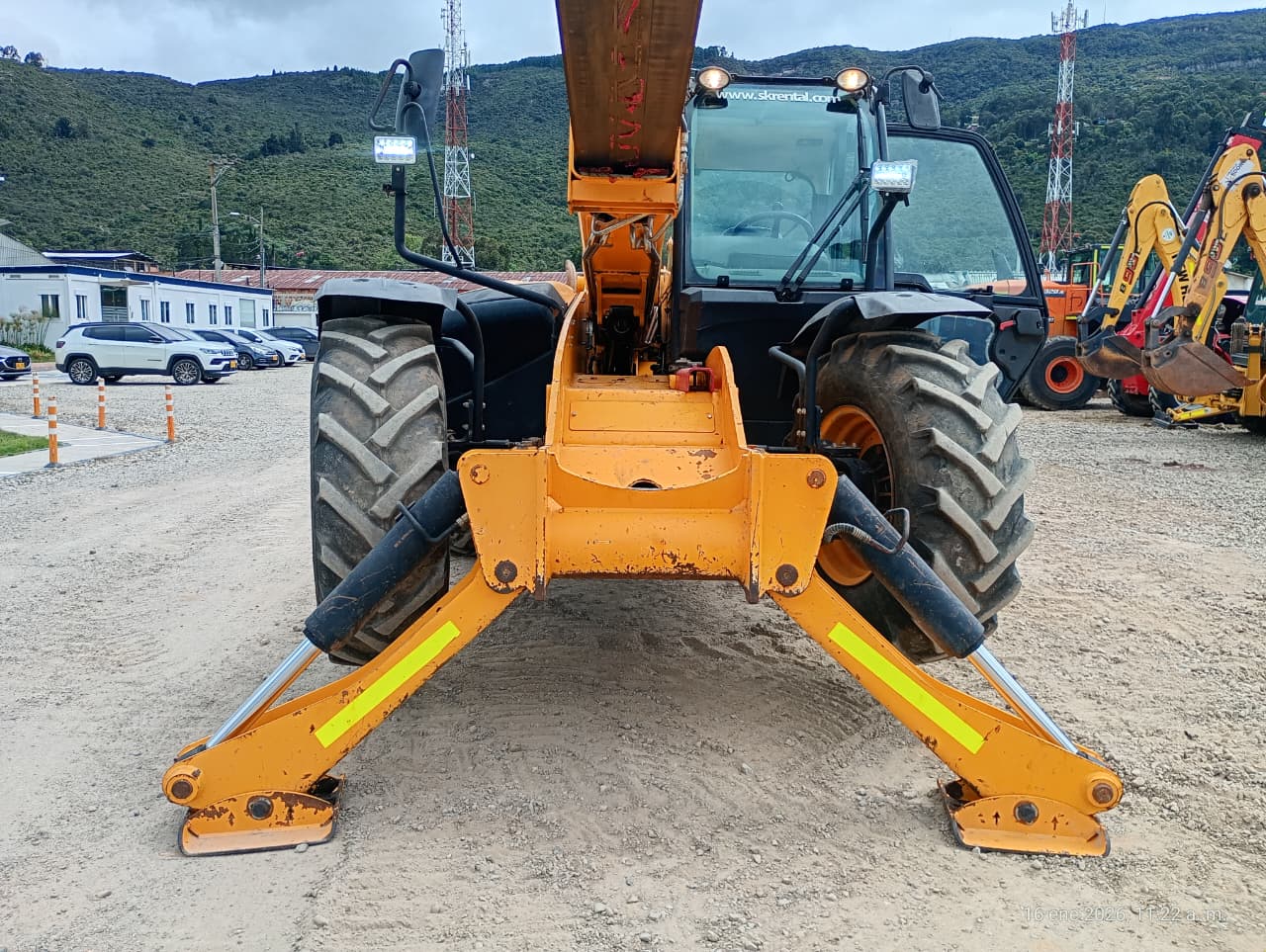MONTACARGAS JCB 533 - Image 19
