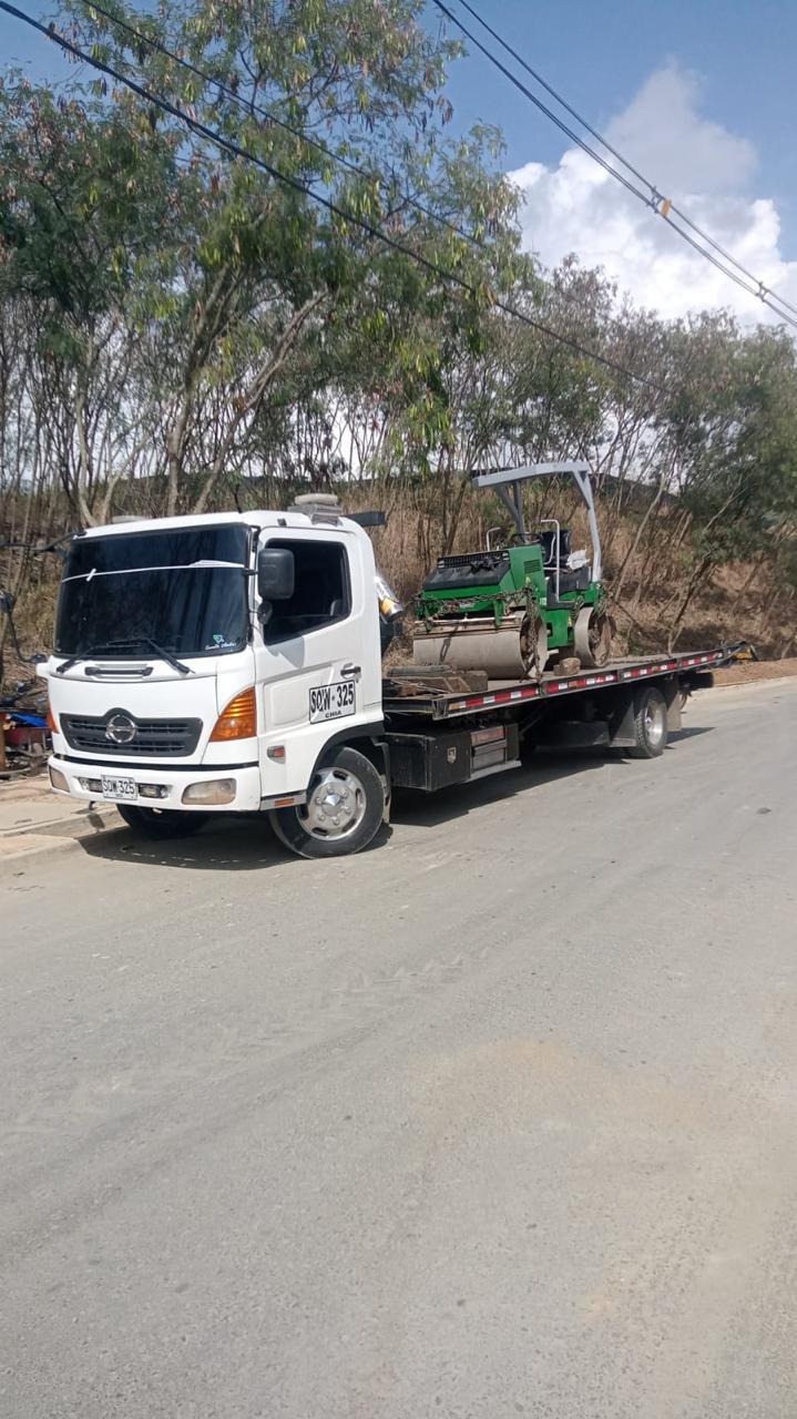 Camion Grúa Hino - Image 5