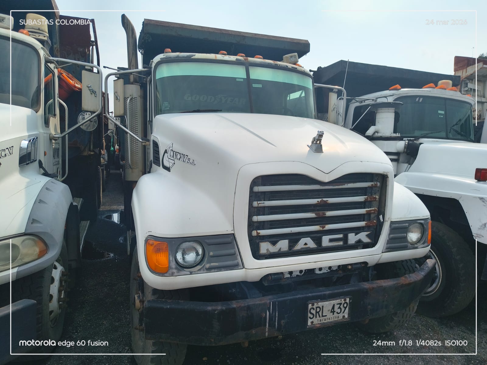 Volqueta mack dt 2007 - Image 5