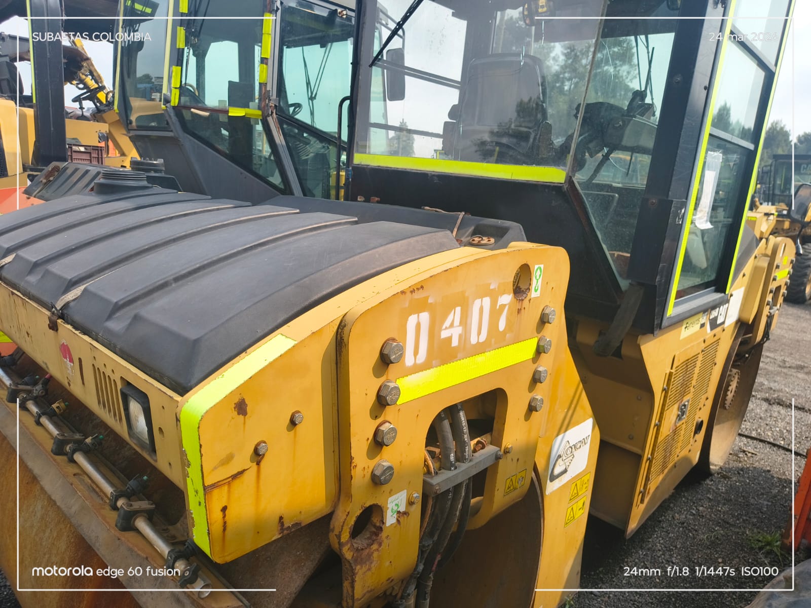 Compactador doble rodillo cat - Image 3