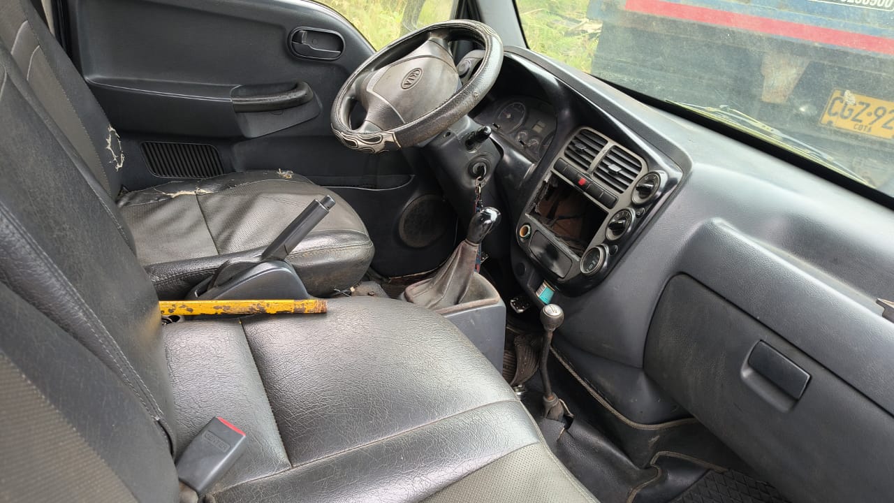 Camioneta kia dc 2007 - Image 5