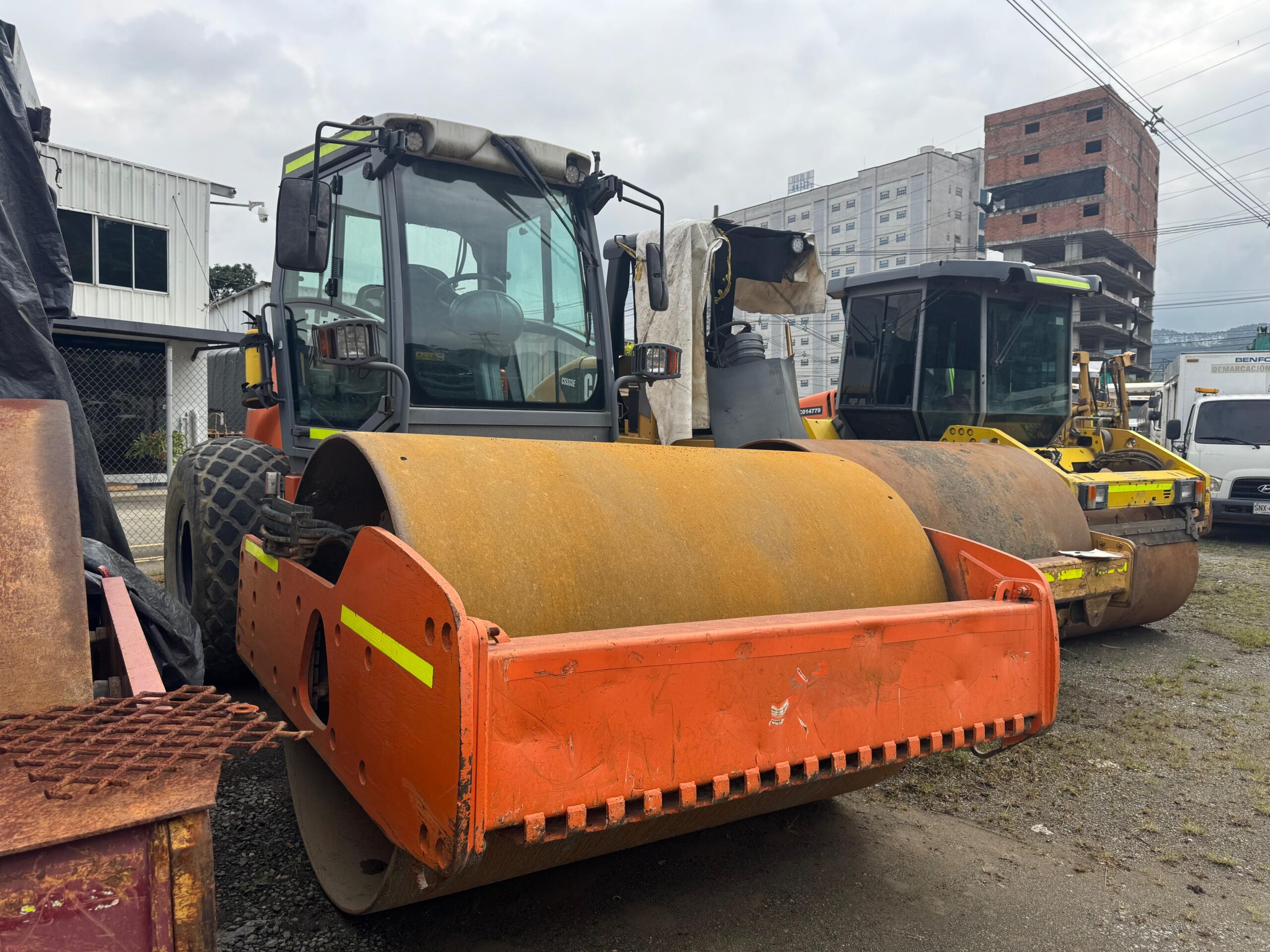 Vibrocompactador HAMM 3414HT