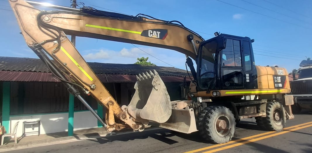Excavadora de ruedas Caterpilar M318D - Image 2
