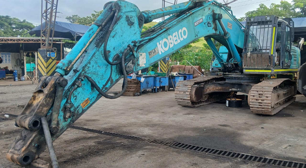 Excavadora de oruga kobelco SK350LC-10