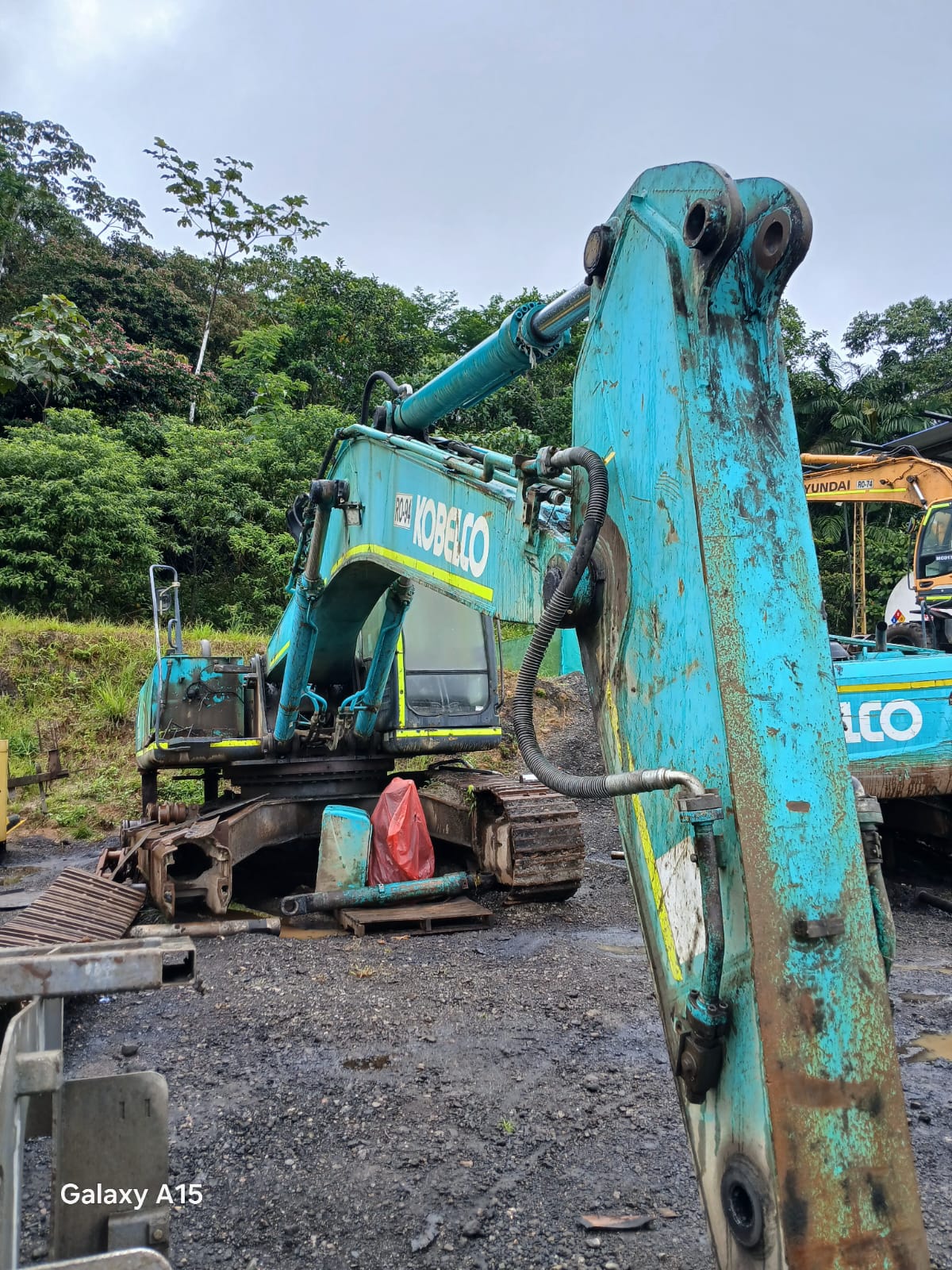 Excavadora de ruedas KOBELCO SK350LC-8 - Image 6