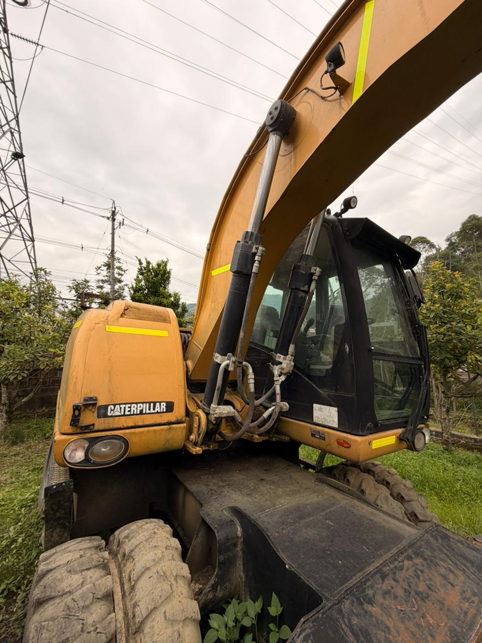 Excavadora de ruedas Caterpillar M317D2 - Image 5