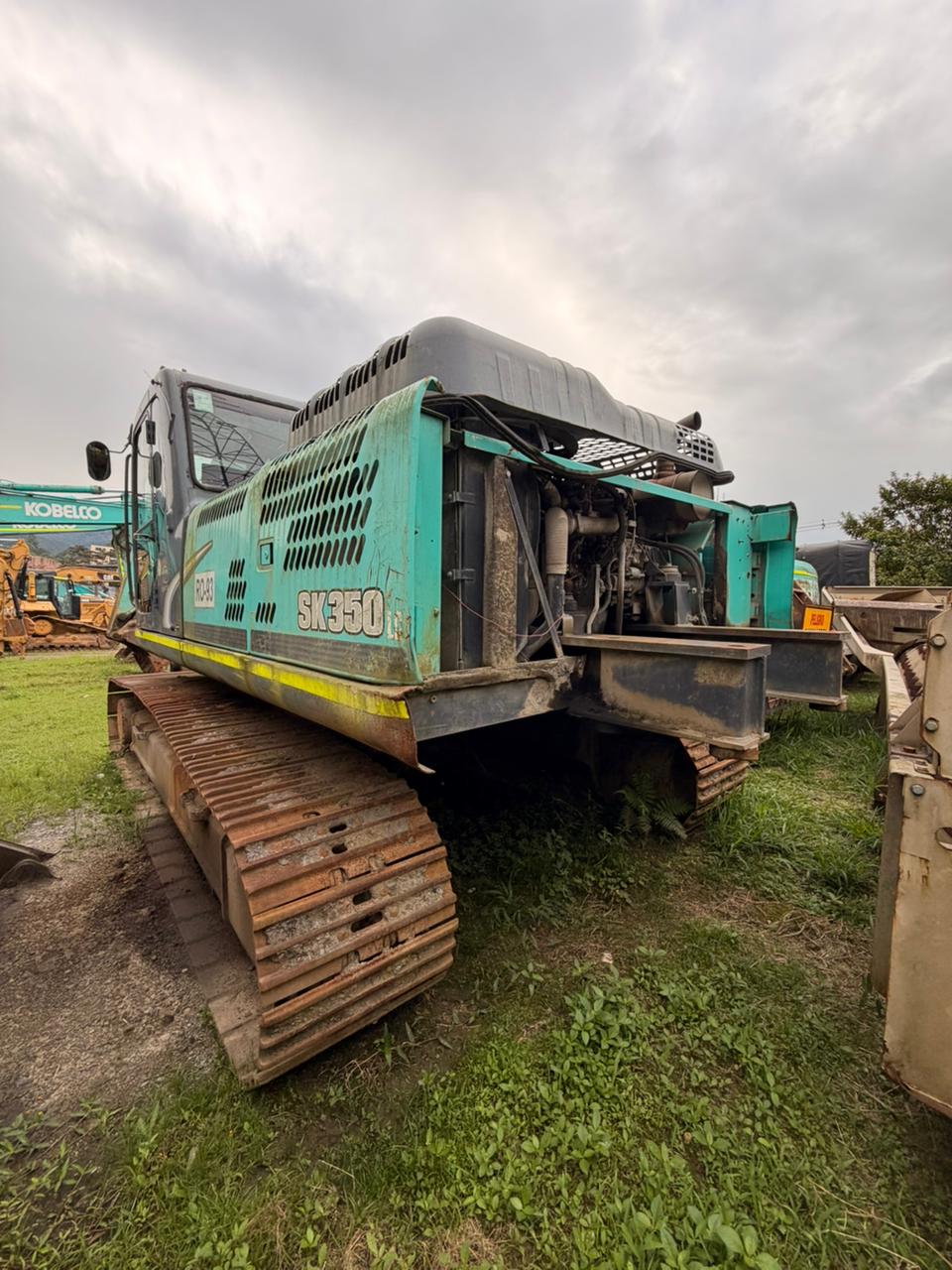 Excavadora de oruga Kobelco SK350LC-8 - Image 4