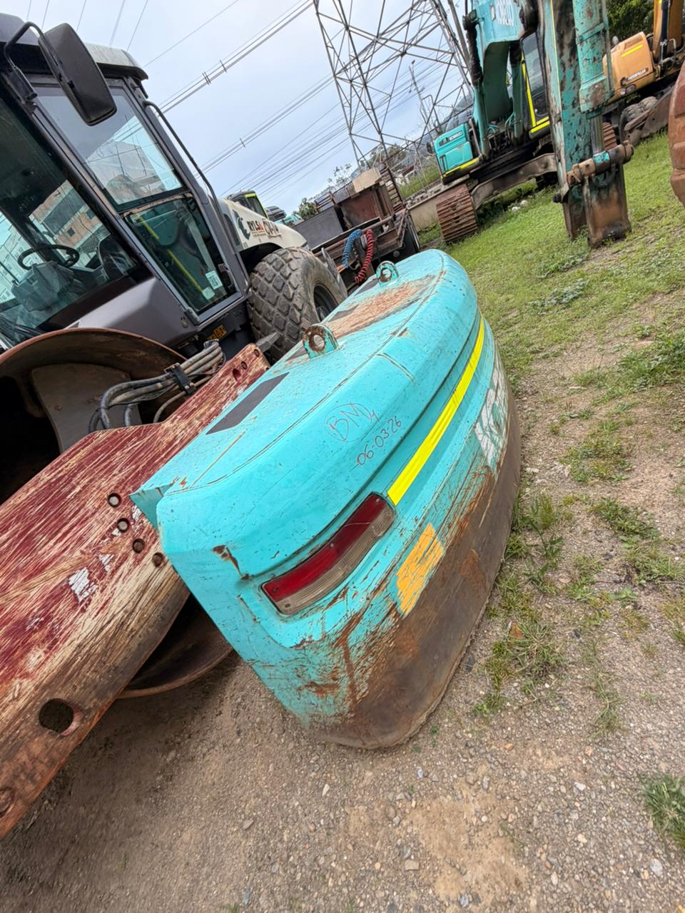 Excavadora de oruga Kobelco SK350LC-8 - Image 6