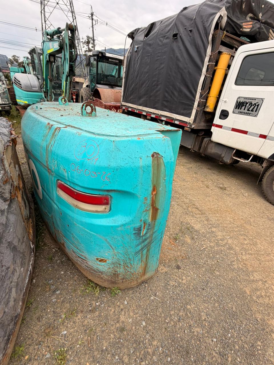 Excavadora de oruga Kobelco SK350LC-10 - Image 7