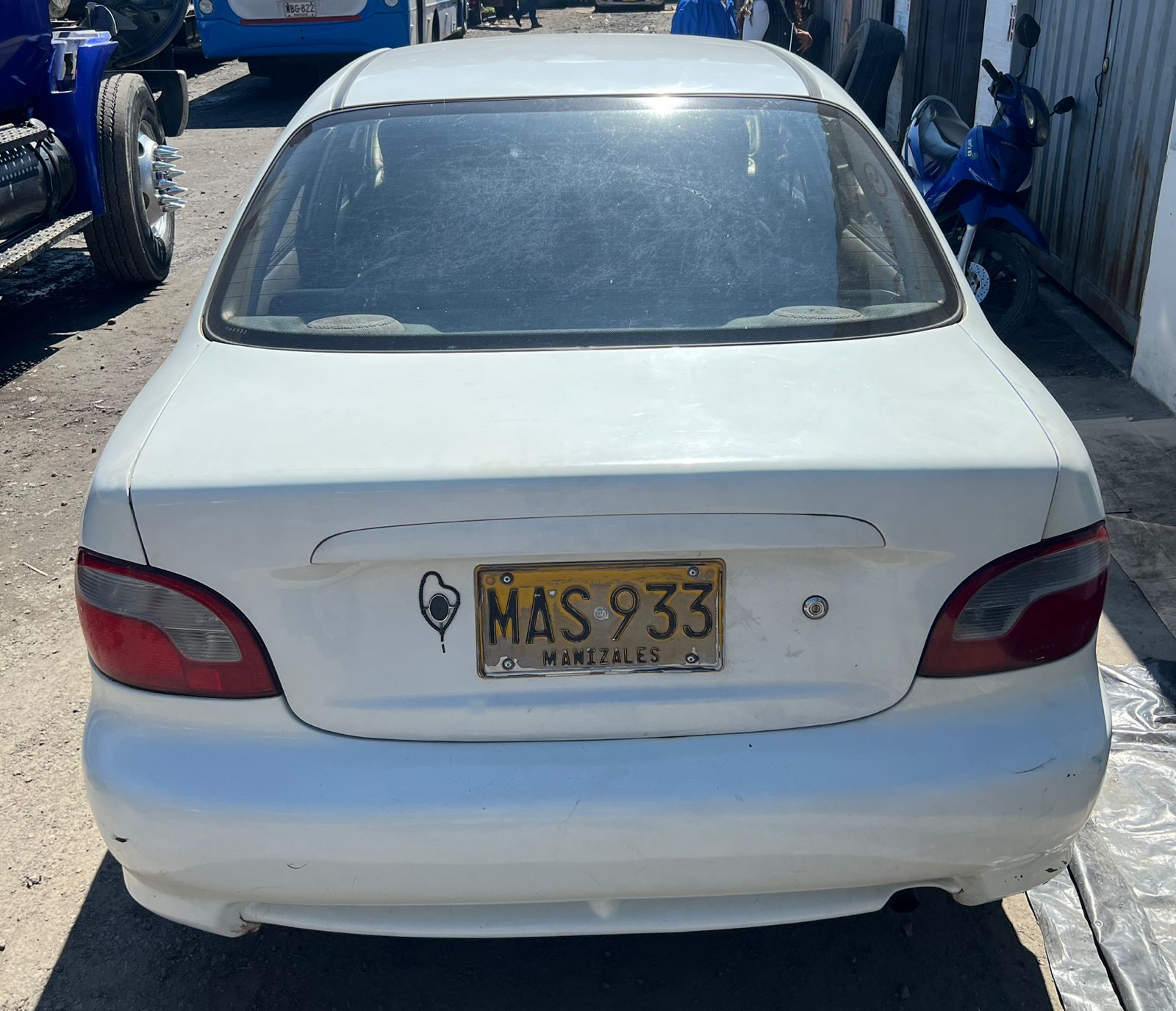 Hyundai accentds 1998 - Image 4