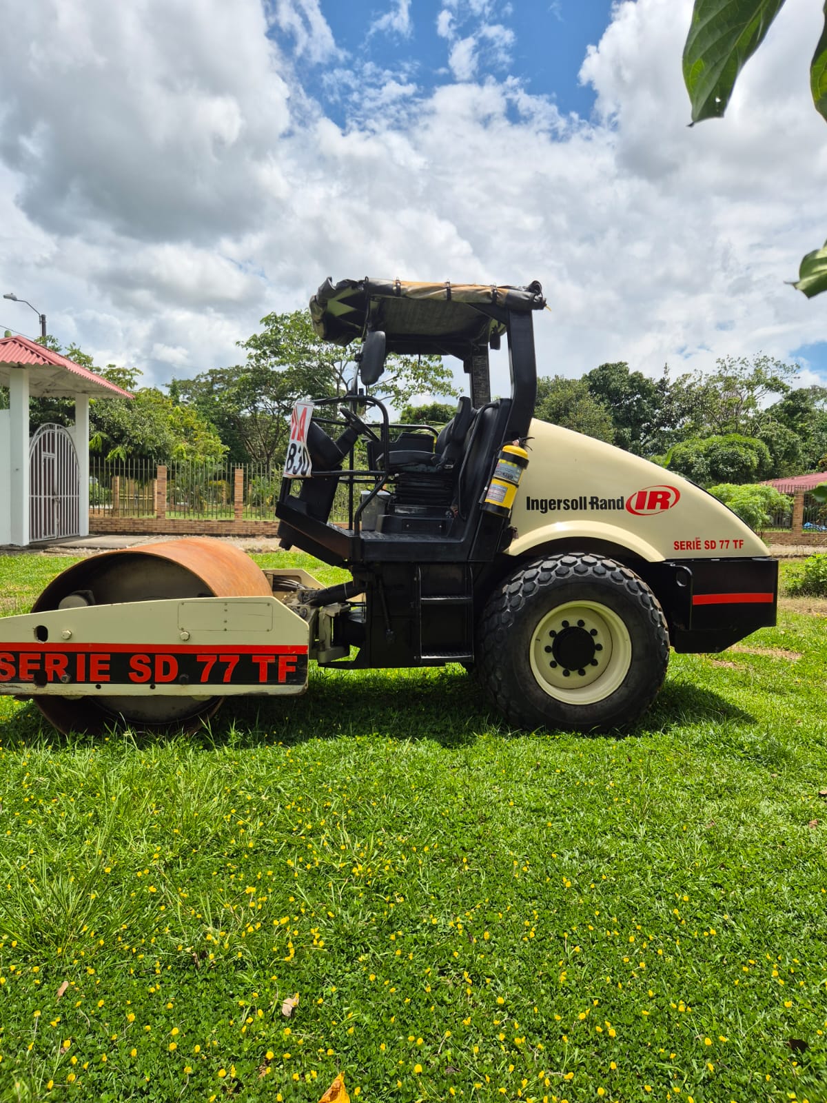 Vibrocompactador Ingersoll Rand SD77TF - Image 3