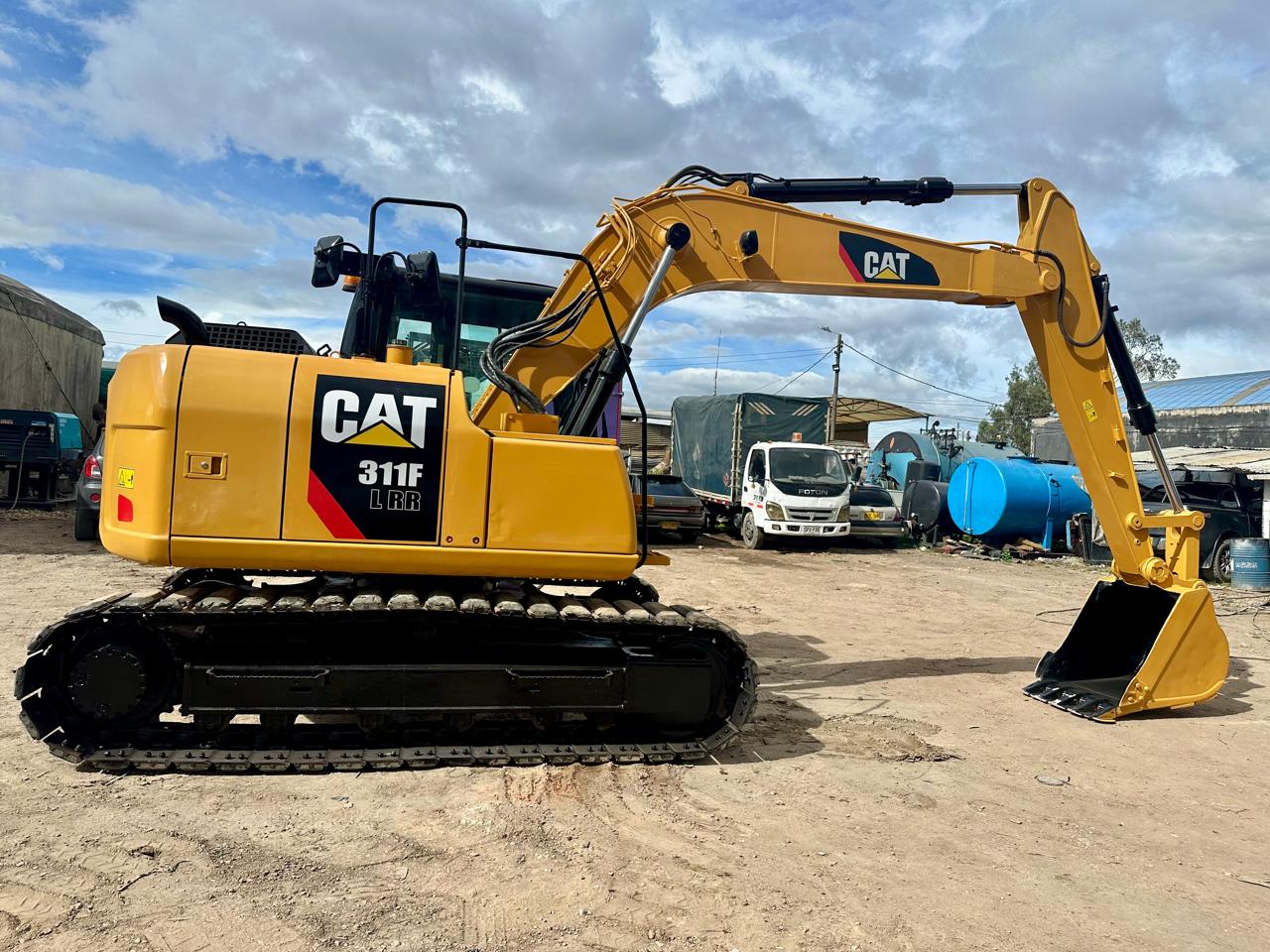 Mini-excavadora Cat 311F - Image 5