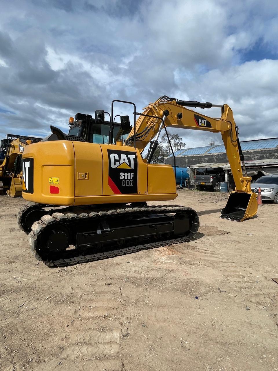 Mini-excavadora Cat 311F - Image 16