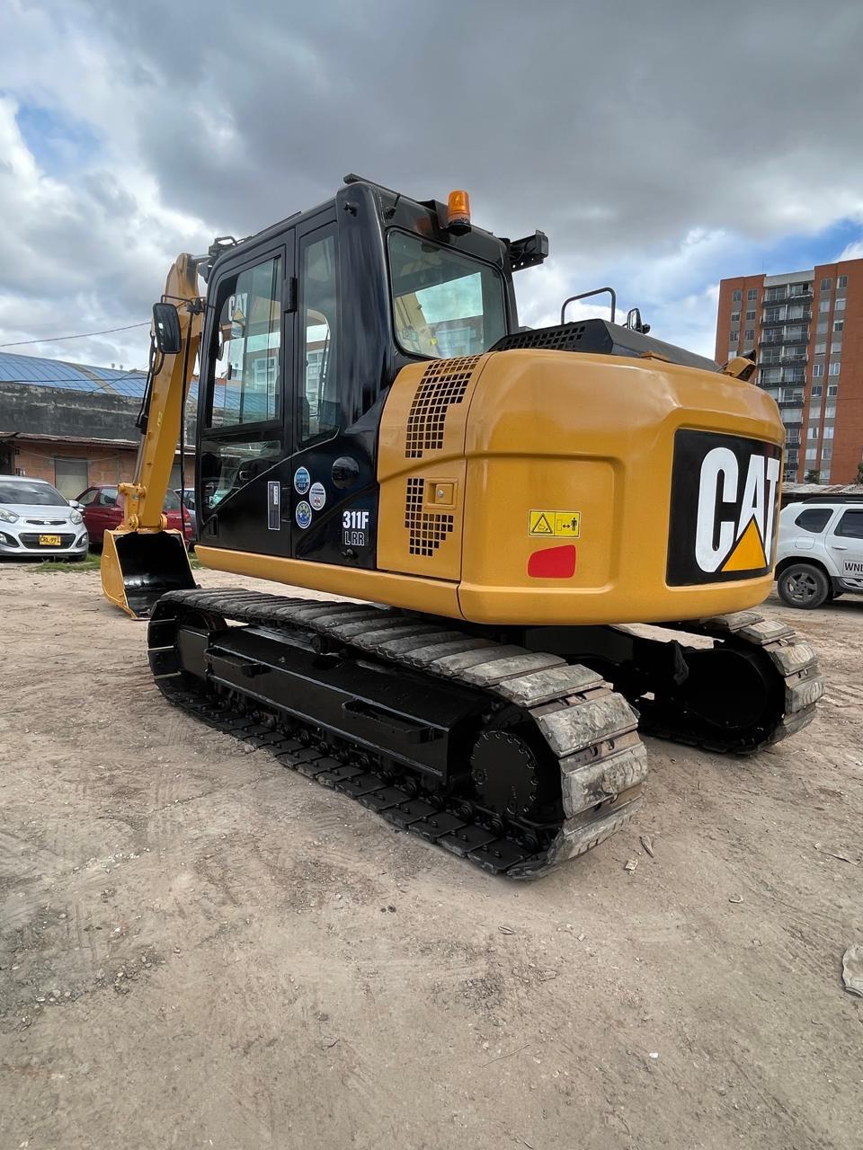 Mini-excavadora Cat 311F - Image 17