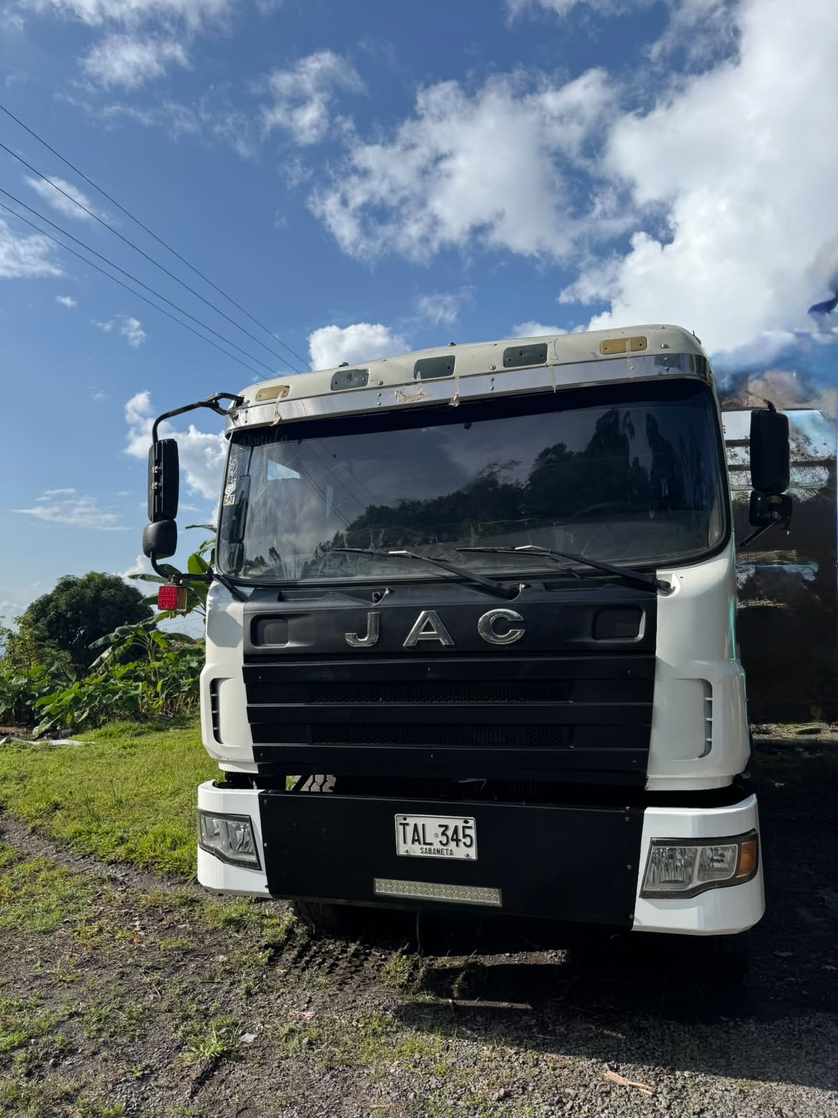 Volqueta DT JAC - Image 2