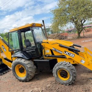 Retroeexcavadora JCB 3CX