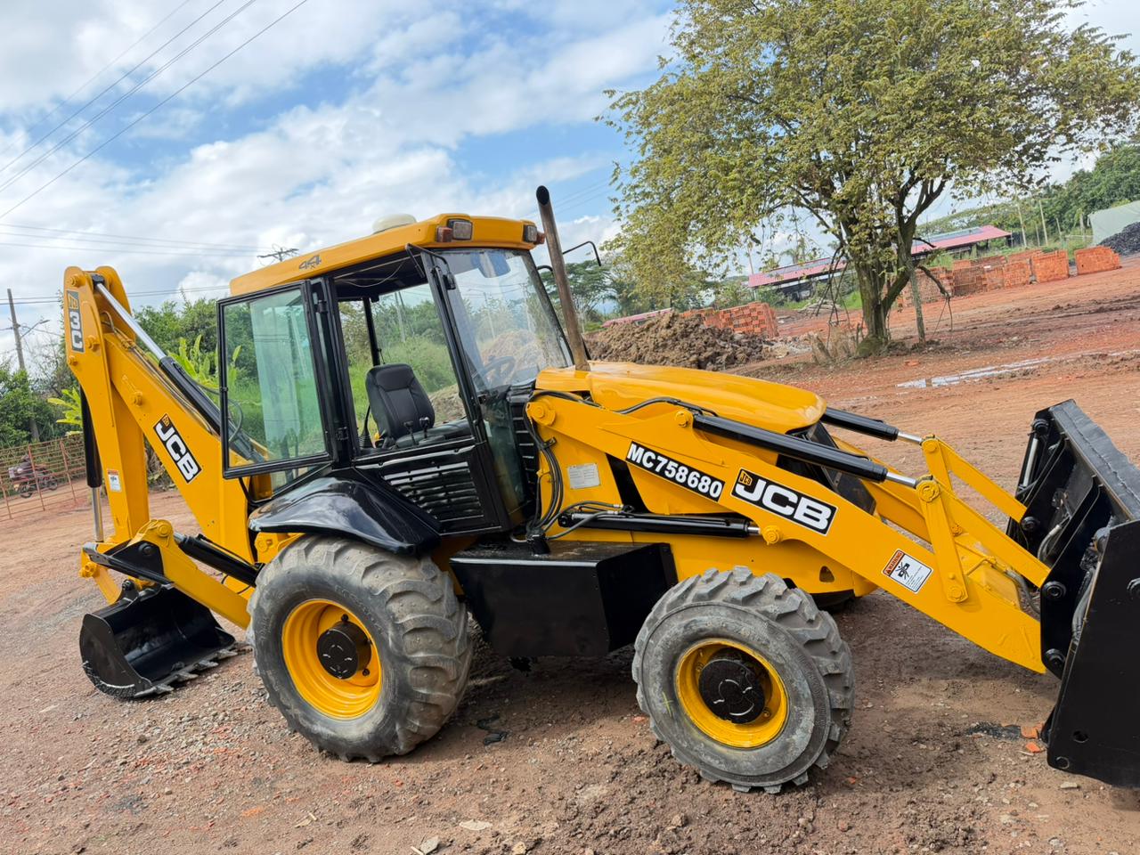 Retroeexcavadora JCB 3CX