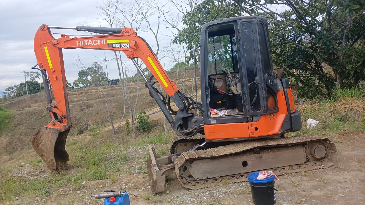 Mini-Excavadora Hitachi Zaxis 52U - Image 5