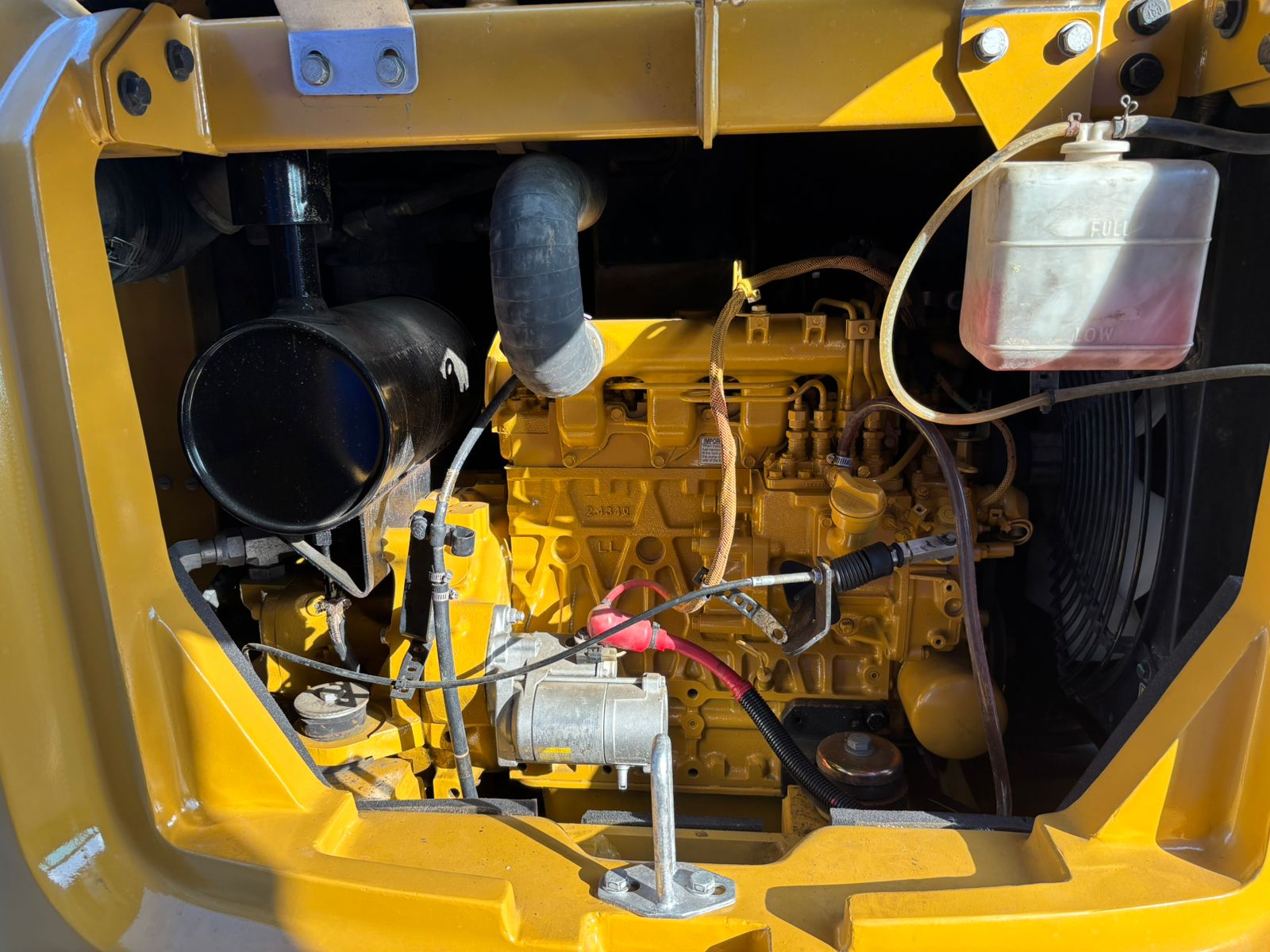 Mini-Excavadora Caterpillar 305.5E2 - Image 5