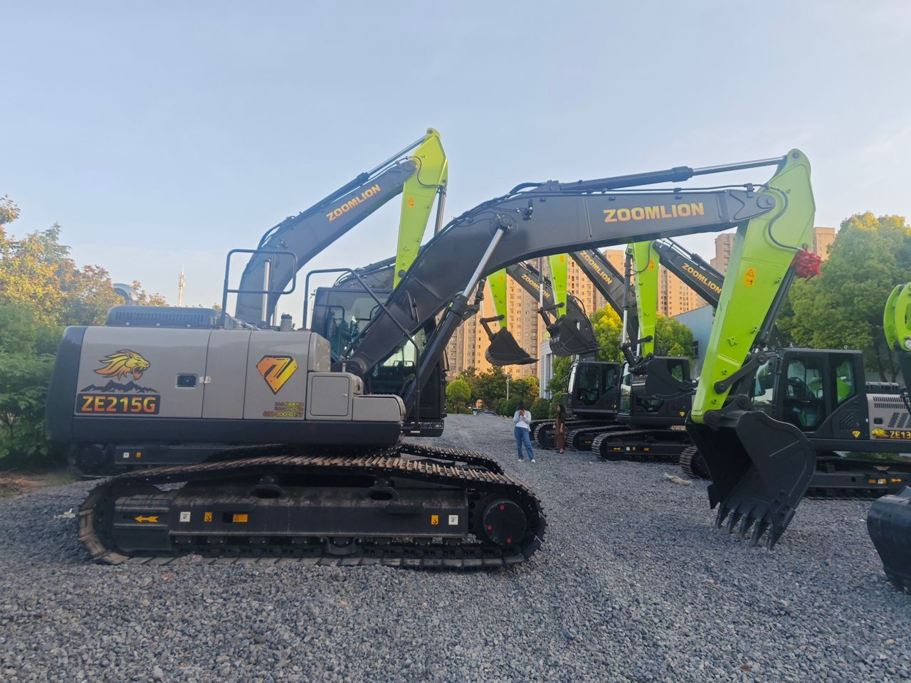 Excavadora Zoomlion ZE215LC