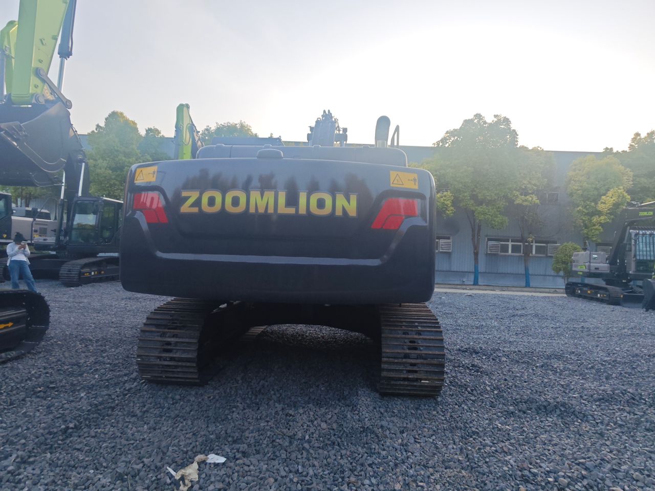 Excavadora Zoomlion ZE215LC - Image 15
