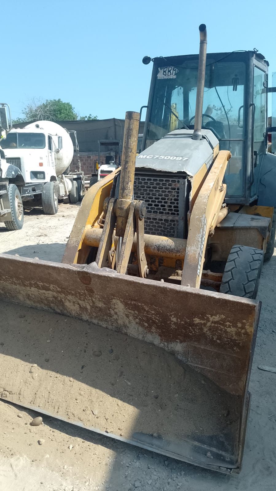 Retroexcavadora John Deere 310G - Image 5