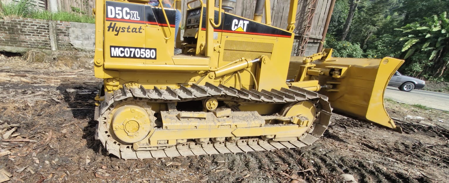 Bulldozer Caterpillar D5CXL - Image 4
