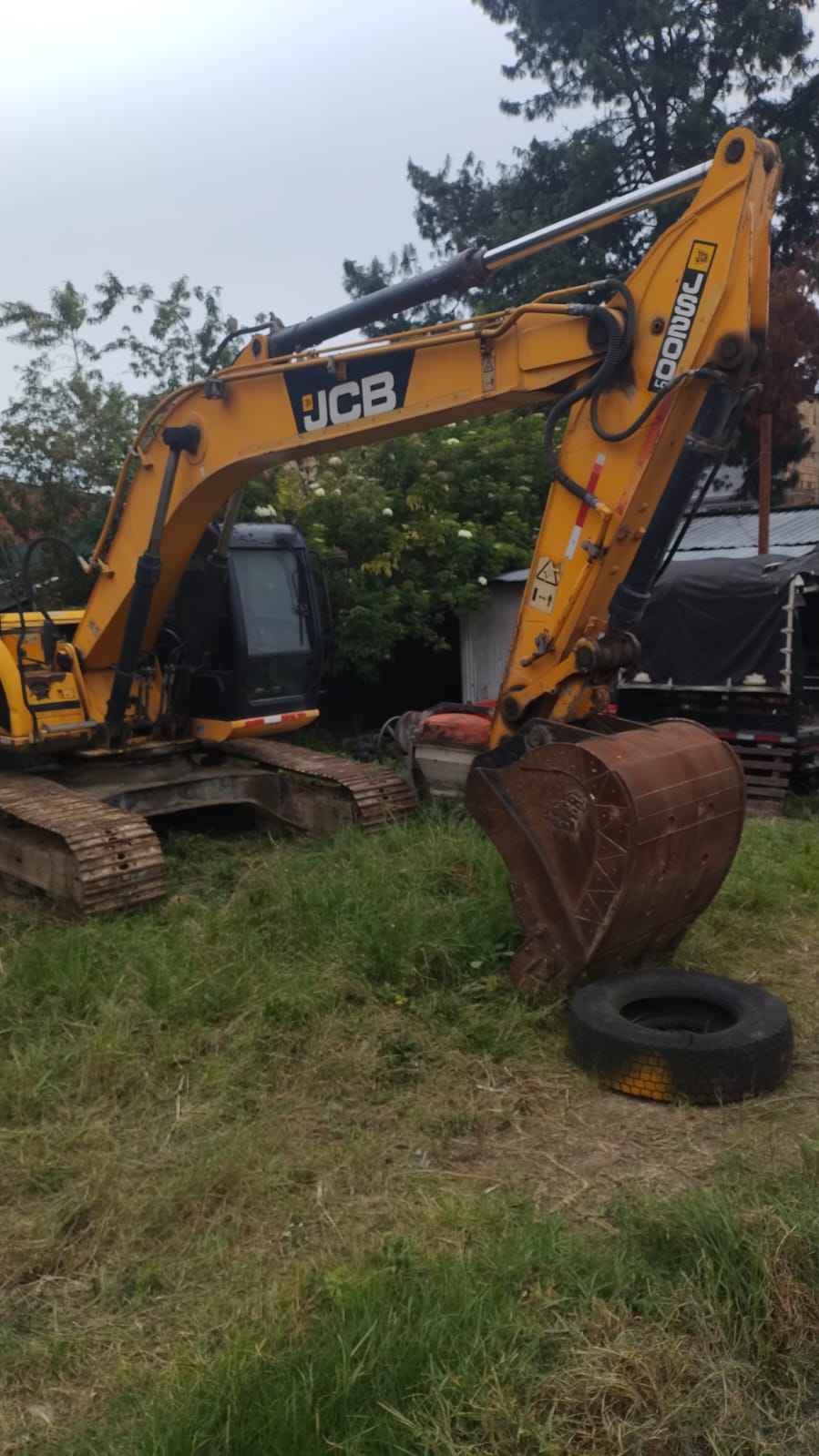 Excavadora JCB JS200LC - Image 3