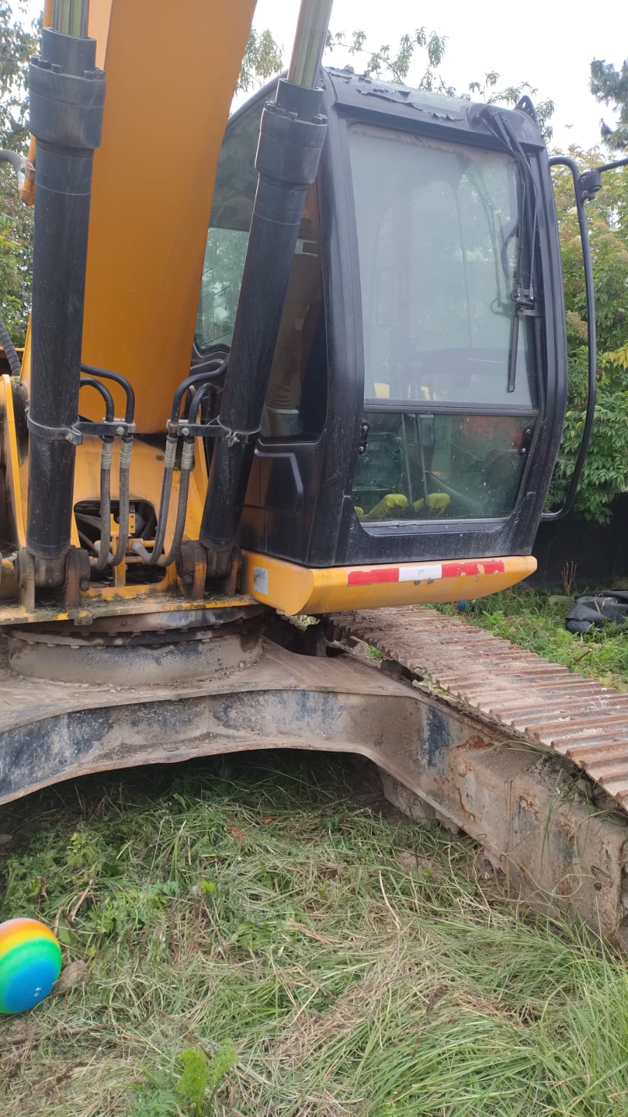 Excavadora JCB JS200LC - Image 6