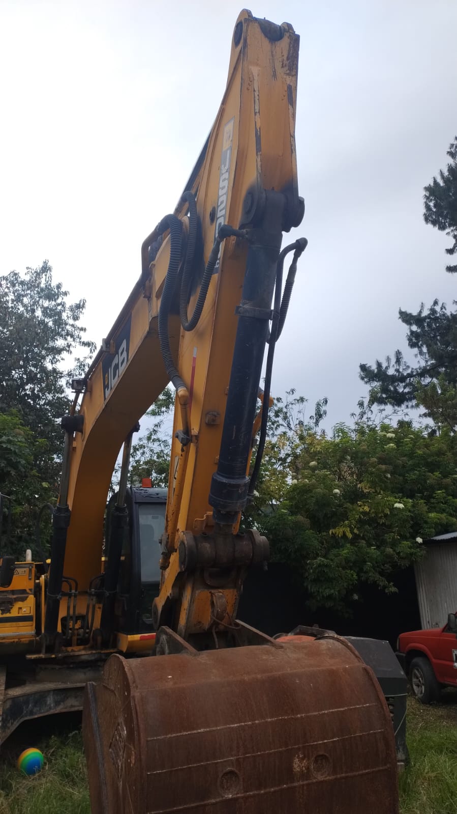 Excavadora JCB JS200LC - Image 14