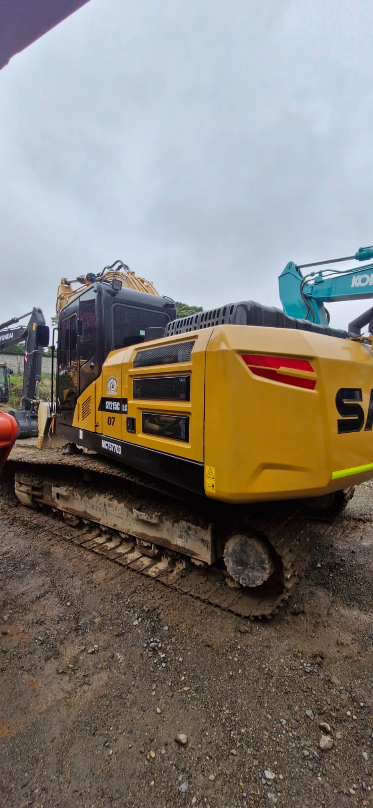 Excavadora Sany SY215C - Image 4