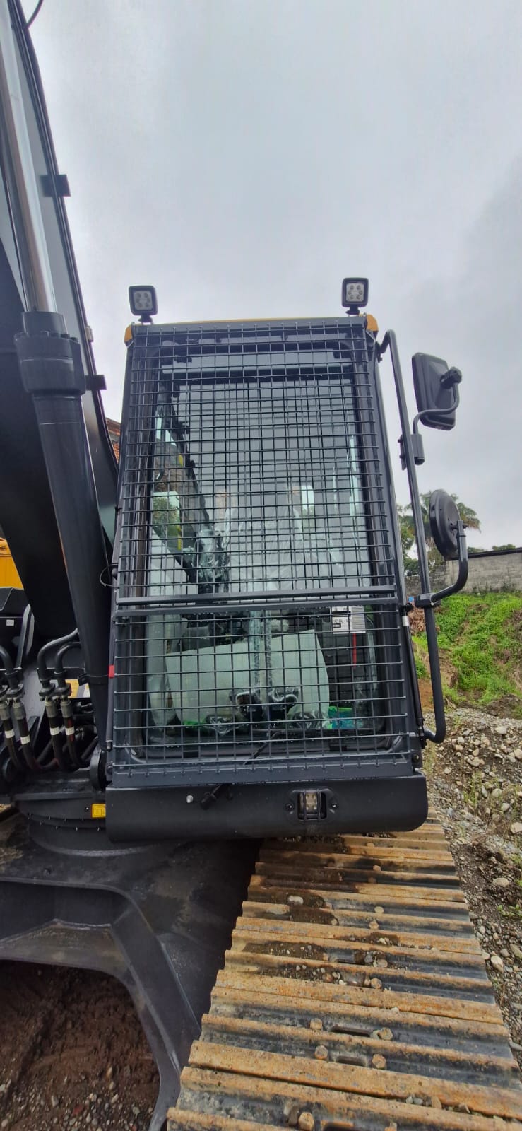 Excavadora Hyundai HX210AL - Image 8