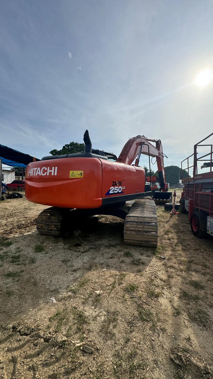 Excavadora Hitachi Zaxis 250LC-5g - Image 2