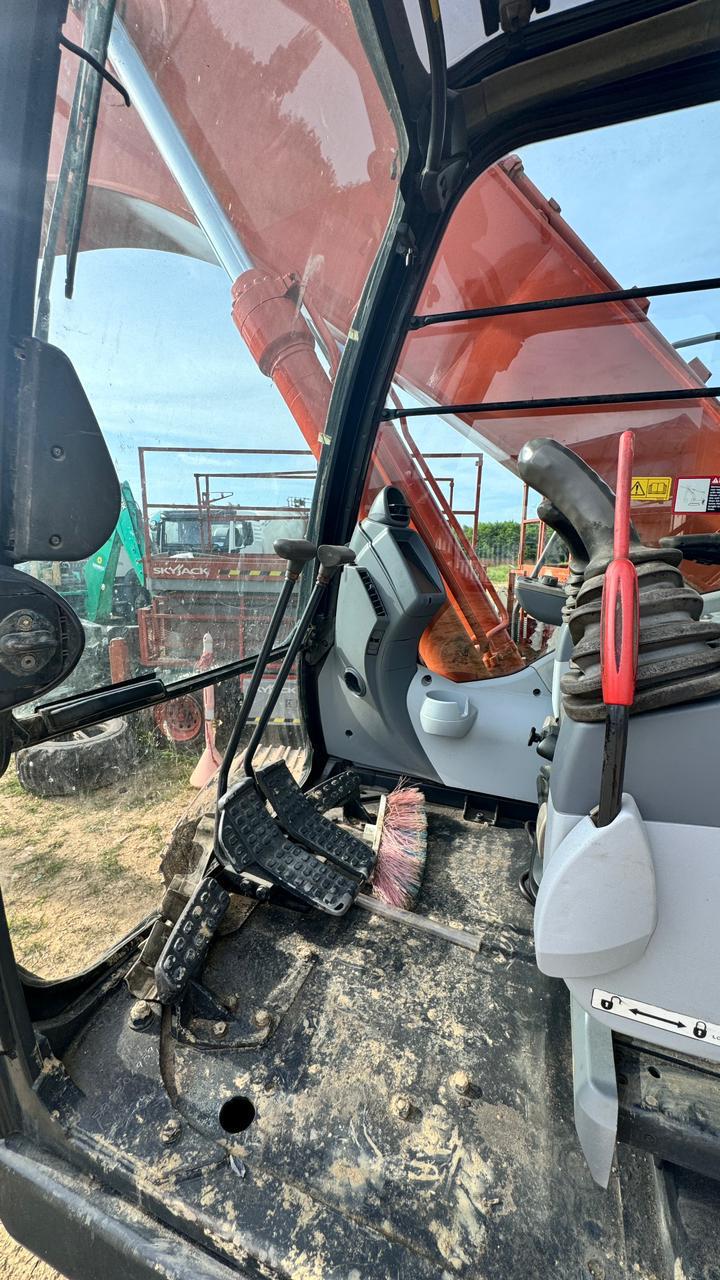 Excavadora Hitachi Zaxis 250LC-5g - Image 3