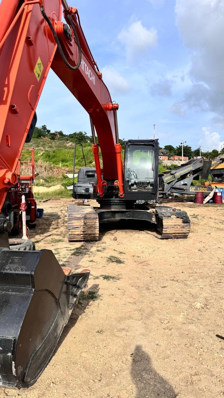 Excavadora Hitachi Zaxis 250LC-5g - Image 5