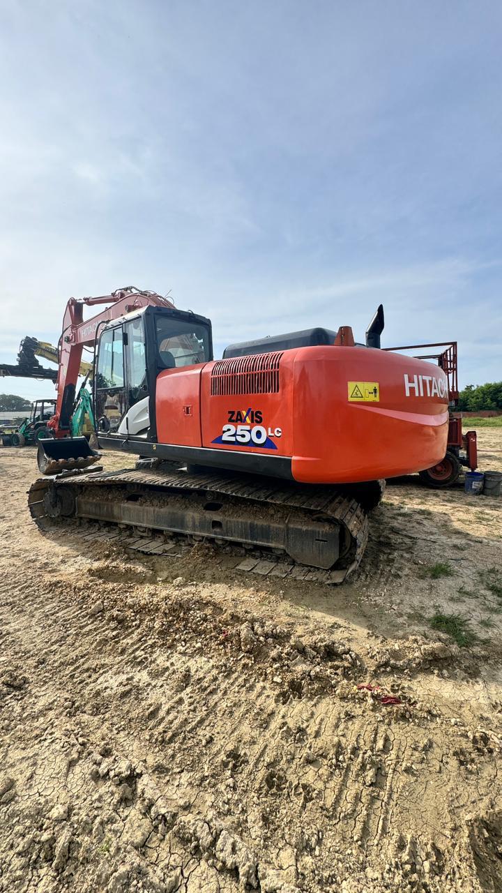 Excavadora Hitachi Zaxis 250LC-5g - Image 6