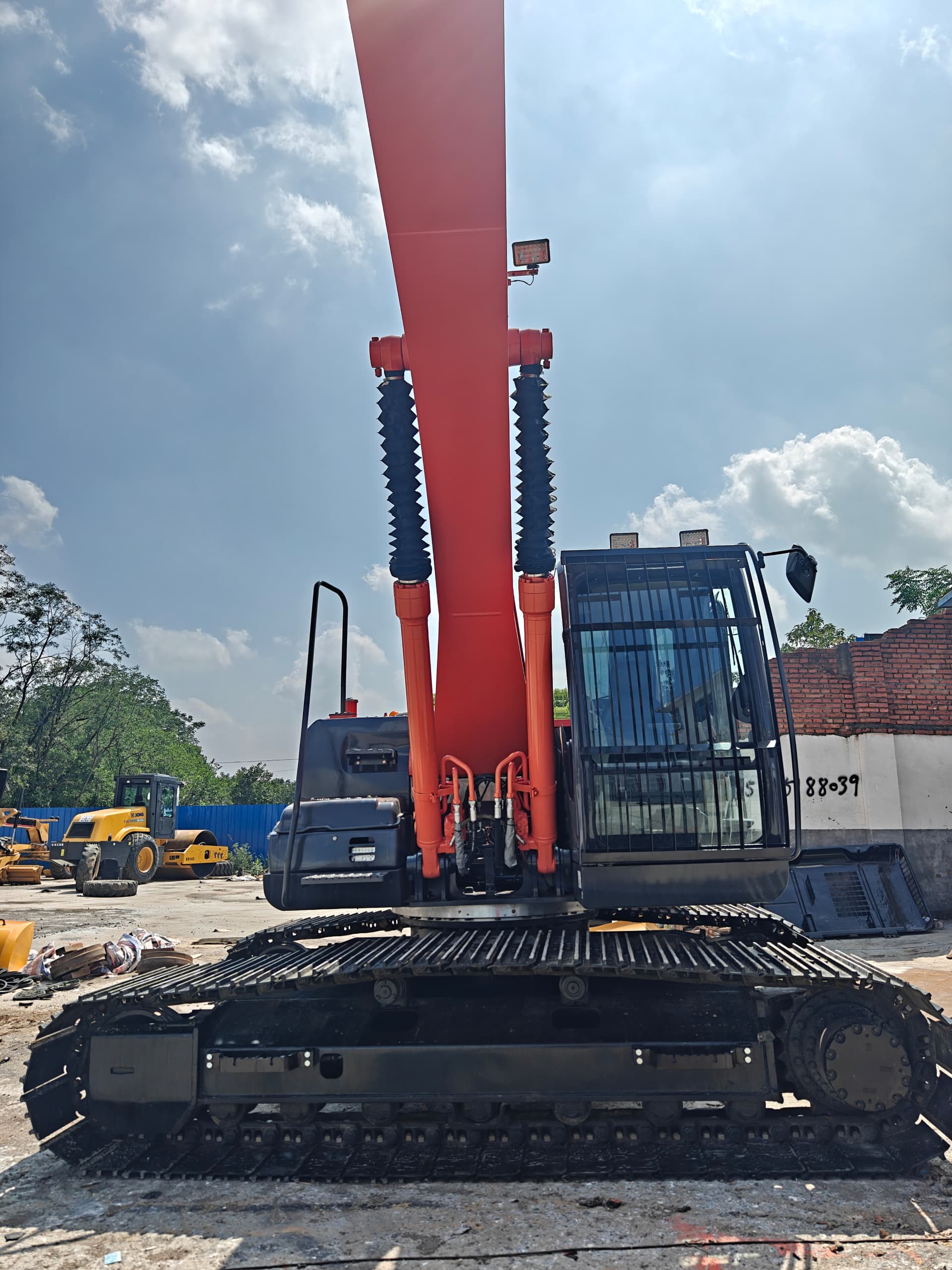 Excavadora Hitachi Japonesa Zaxis 200-5B - Image 12