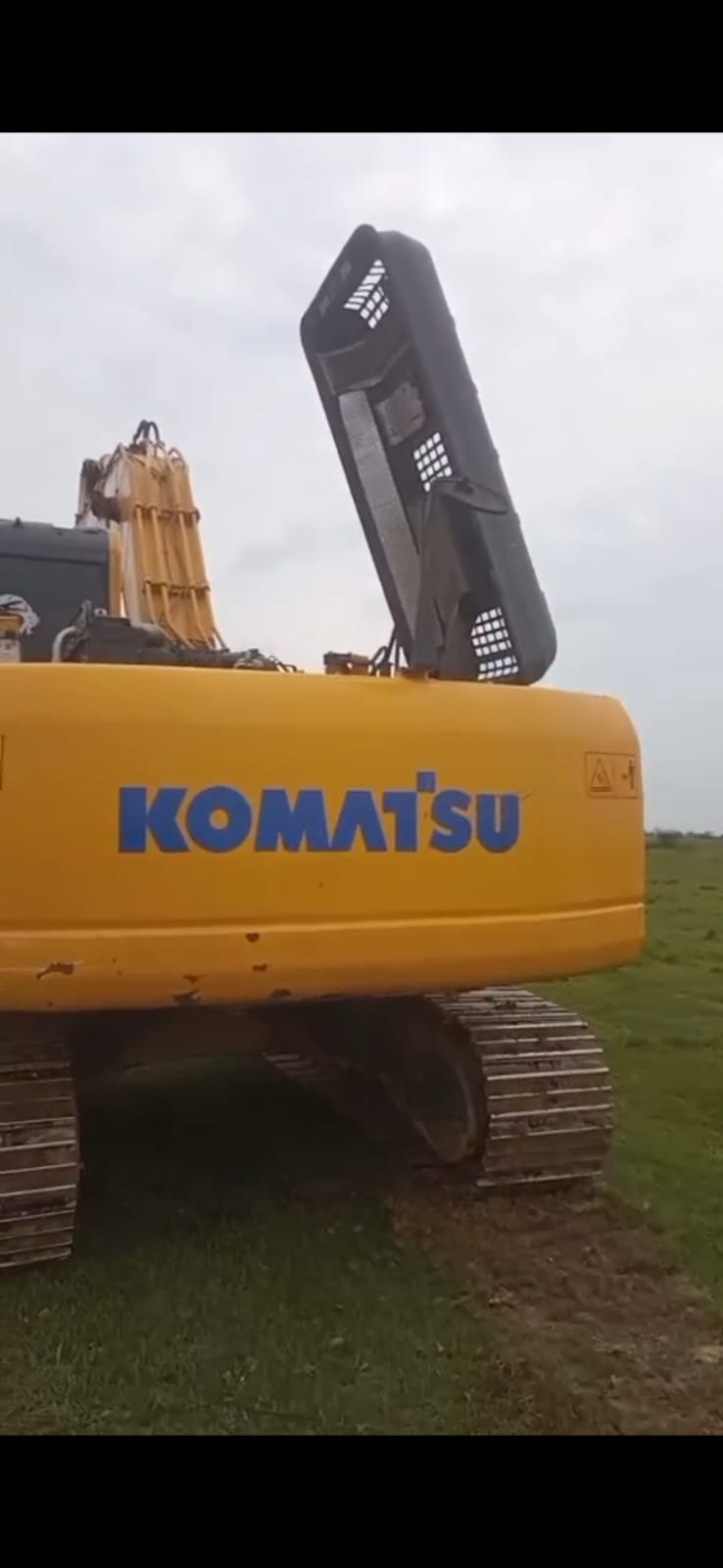 Excavadora Komatsu PC200 - Image 2