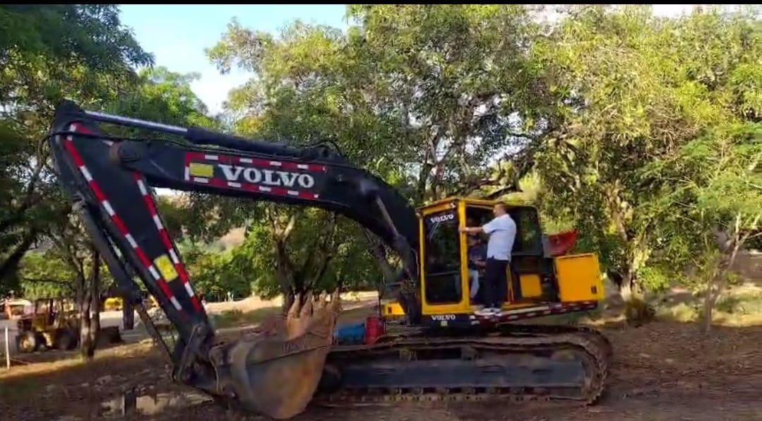 Excavadora Volvo 280 - Image 5